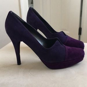 Stuart Weitzman Dispsy indigo Suede Heels. 6.5M